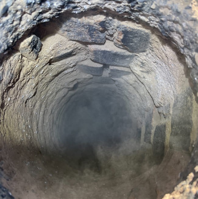 Ausschleifen eines Kamins - Vorher