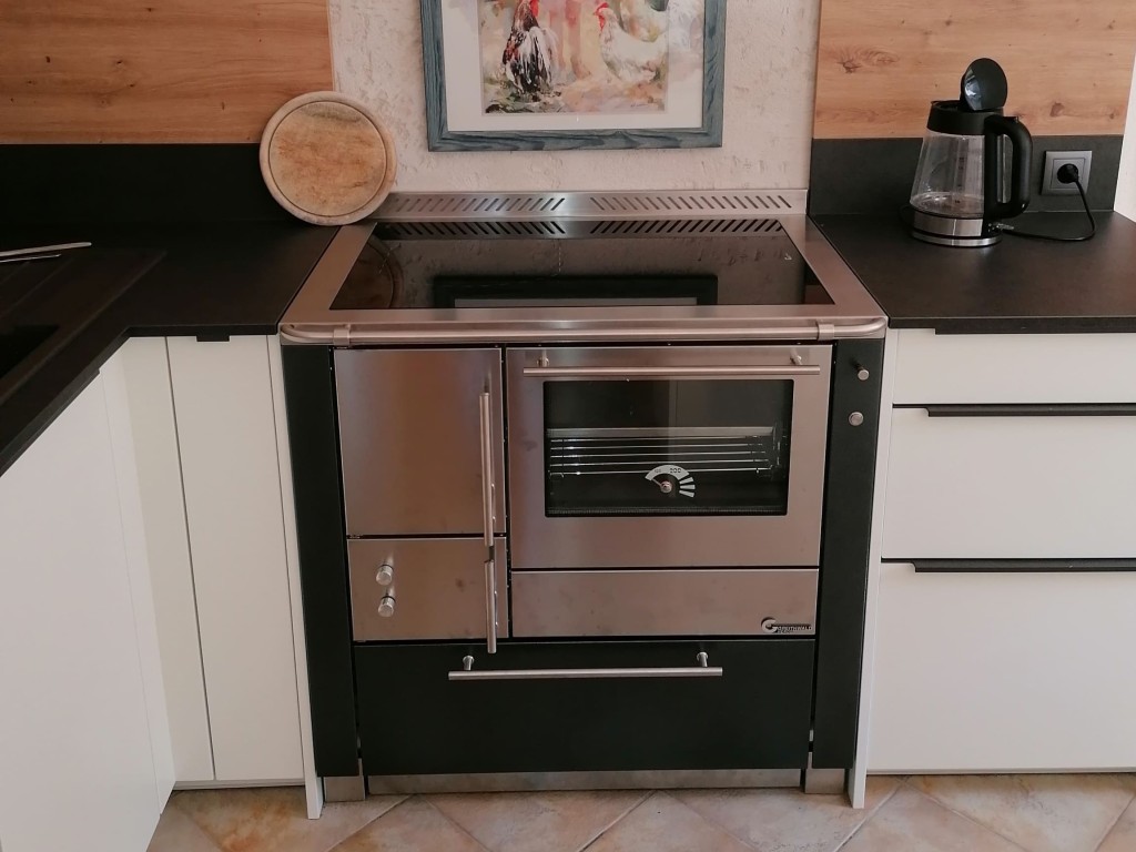 Referenzbild Küchenherd mit integrierter Brandschutzeinheit von Greithwald © Greithwald