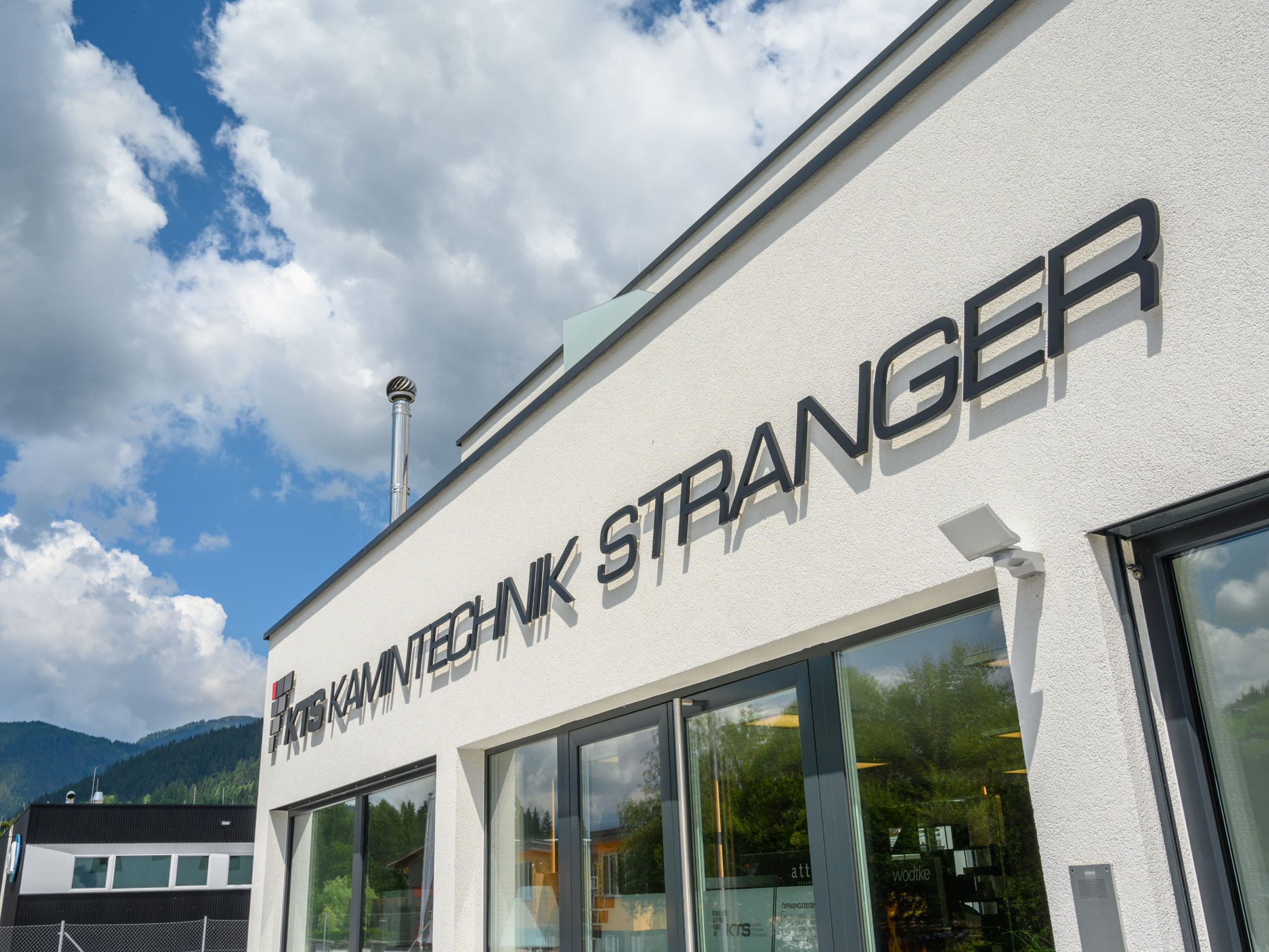 Kaminsanierung KTS Kamintechnik Stranger aus Salzburg, Österreich © Lorenz Masser Fotografie