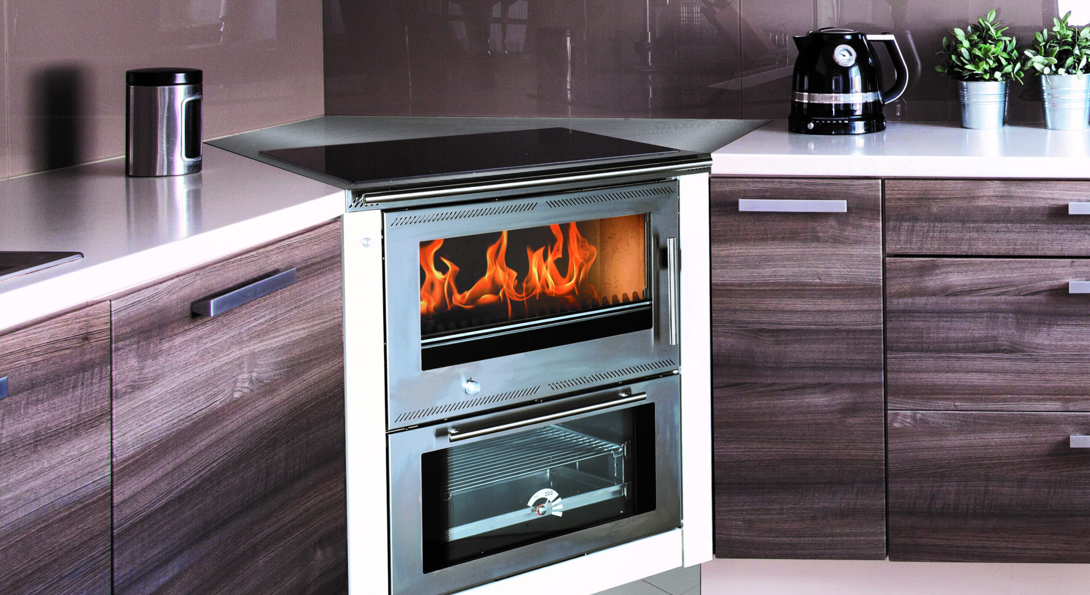 Hochmoderner Küchenherd der Serie JOY von Greithwald © Greithwald