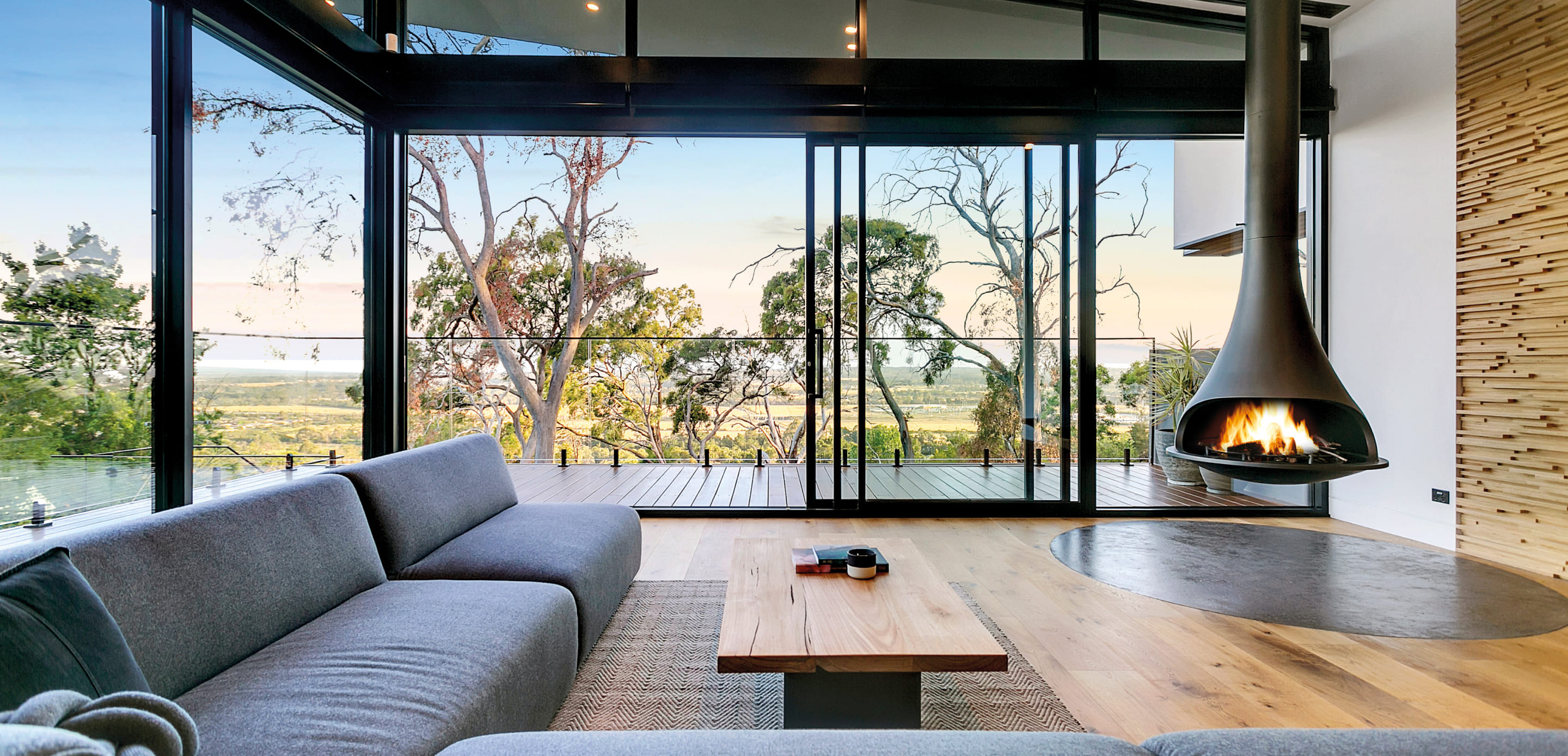 Drehbaren Designkamin Tatiana bei KTS Kamintechnik Stranger kaufen © JC Bordelet