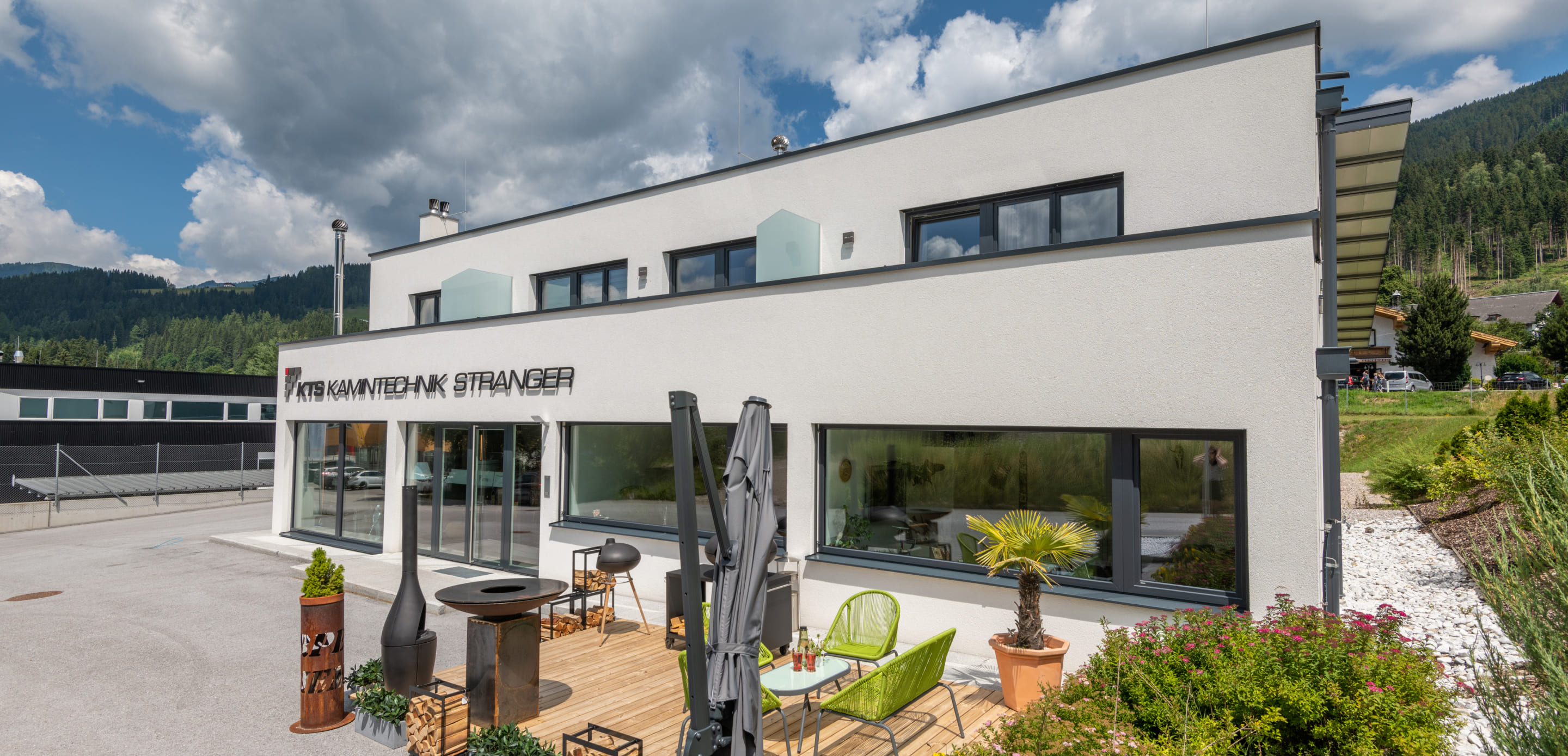 Unser Hauptsitz befindet sich im schönen Eben im Pongau, mit guter Anbindung direkt neben der A10 Tauernautobahn © Lorenz Masser Fotografie