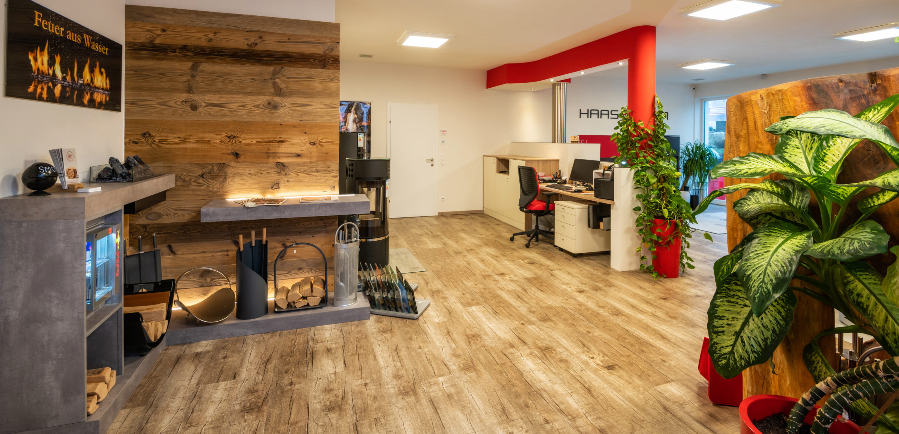 Unser geräumiger Ofenschauraum steht Ihnen zur Besichtigung frei © Lorenz Masser Fotografie