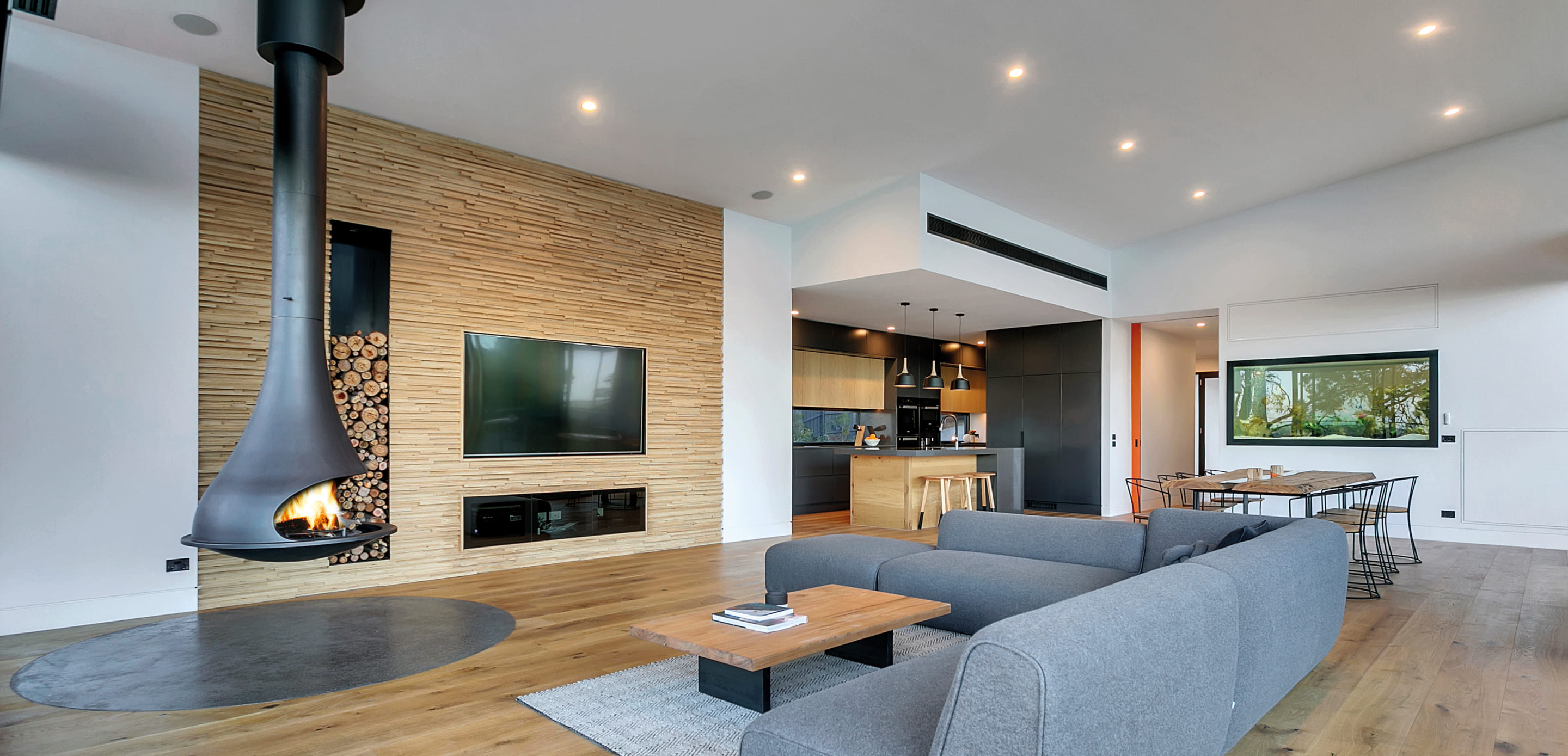 Werten Sie Ihr Zuhause mit einem Designkamin von JC Bordelet auf © JC Bordelet